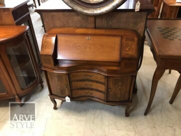 Bureau 700