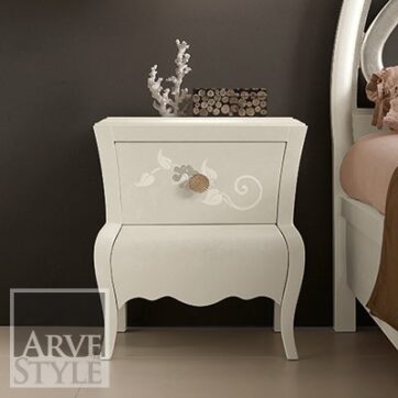 Comodino New Romantic