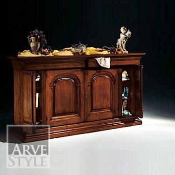 Credenza intagliata